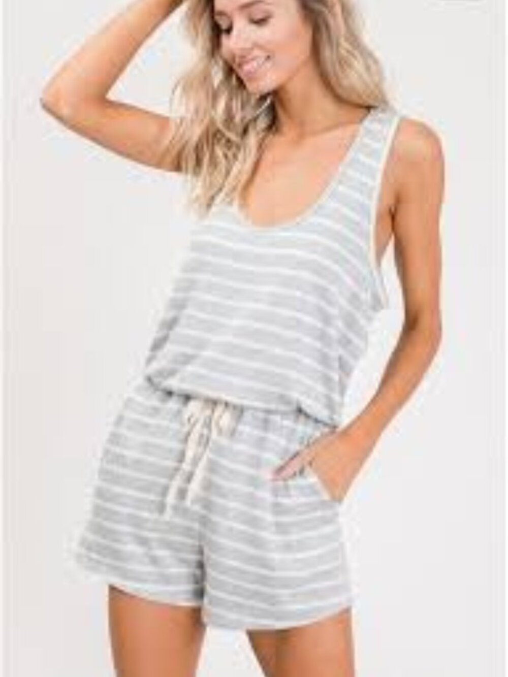 7th Roy Boutique Gray Stripe Romper Small